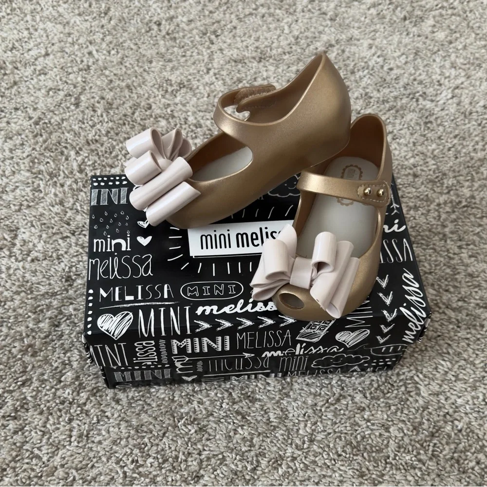 Mini Melissa Ultragirl gold toddler girl shoes sandals size 6